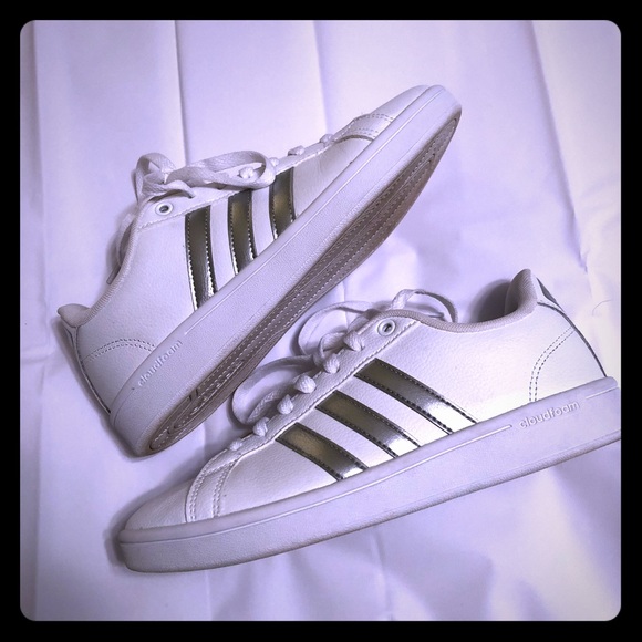 adidas cloudfoam advantage silver